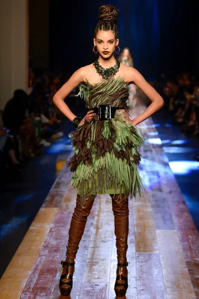 Look 31